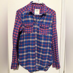 Abercrombie & Fitch Women's Plaid Flannel Shirt Medium Blue Red